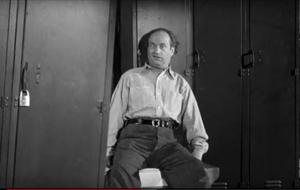 Larry Fine concussed by barbells in Muscle Up a Little Closeer