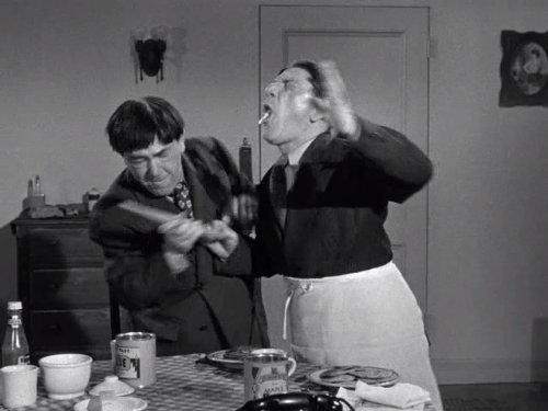 Moe abusing Shemp in "A Missed Fortune"