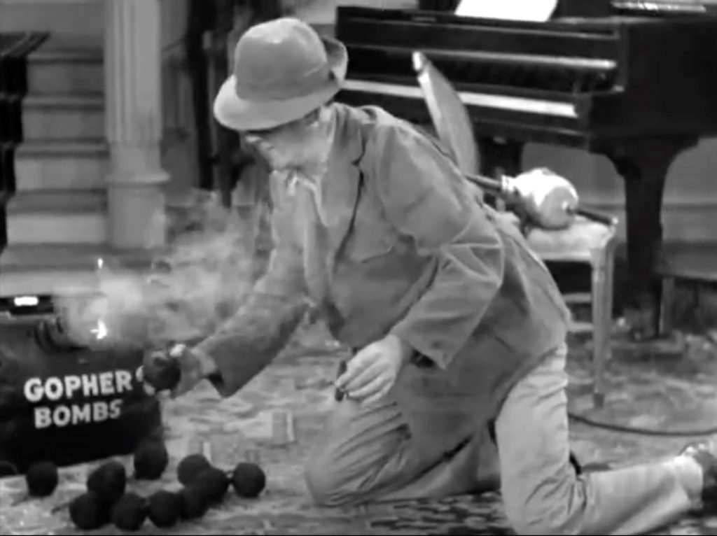 Husband returns and finds the Three Stooges' gopher bombs