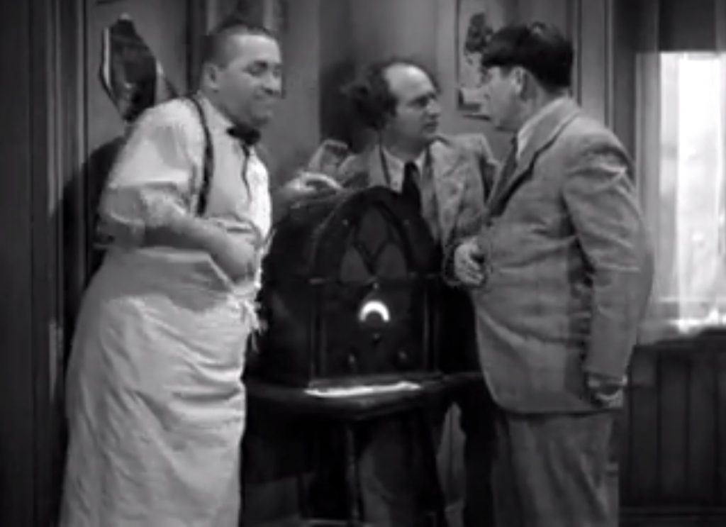 Healthy, Wealthy and Dumb - Curly, Larry and Moe listen to the radio as Curly wins 50,000 dollars