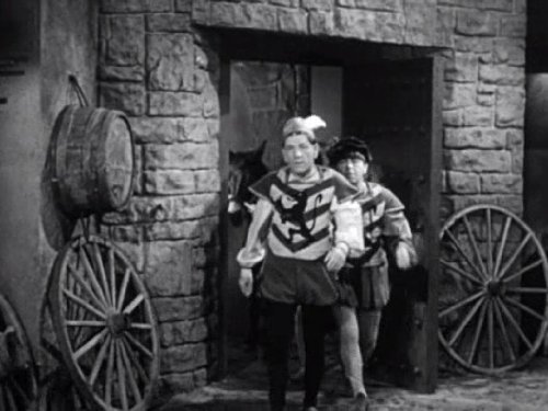 Shemp and Moe in Musty Musketeers